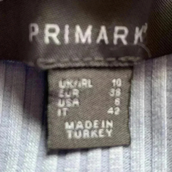 Primark, pale blue crop top with navy blue accent, off the shoulder style - Picture 4 of 7